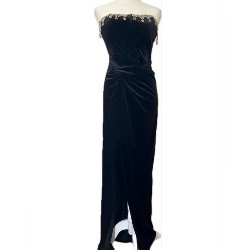 One-of-a-Kind Black Velvet Strapless Gown with Rhinestone Trim – Size M Preloved